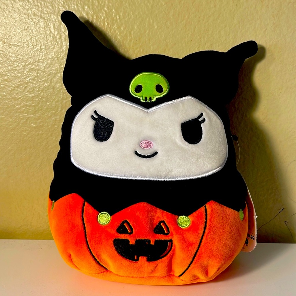 Squishmallows Halloween Kuromi Plush 8 in.  NWT Cute!!